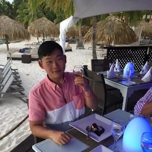 Meet your Posher, Eric